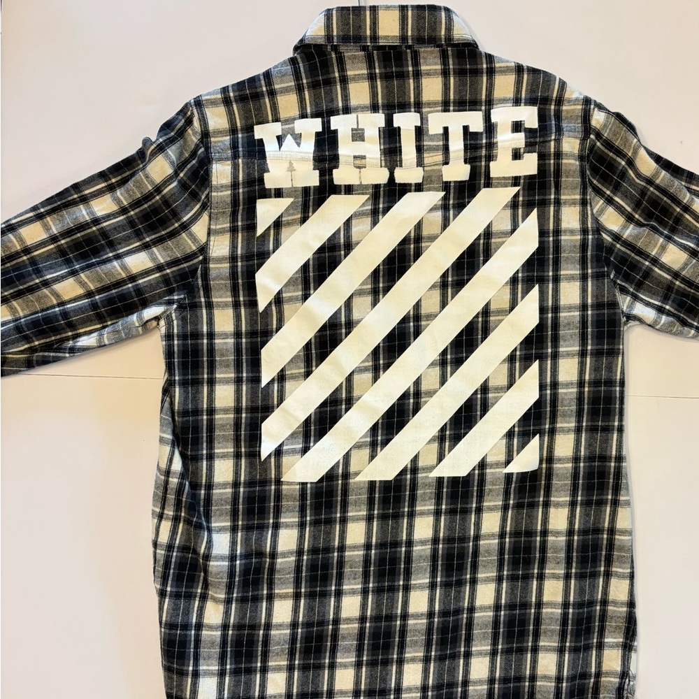 Off-White Plaid Casual Button Down Shirt